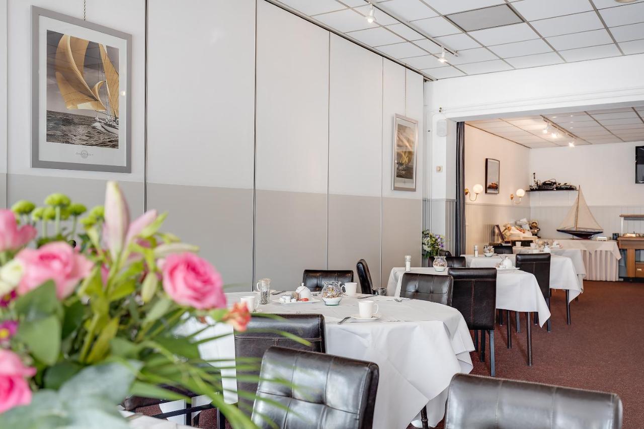 Oranje Hotel 3*